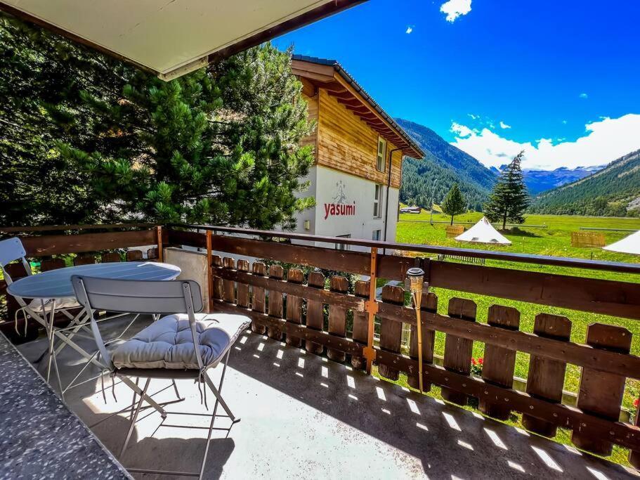 Panorama Hideaway Apartment Near Zermatt With Parking! Täsch Exterior foto